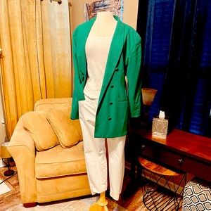 SOLD Express - Size 12 - White